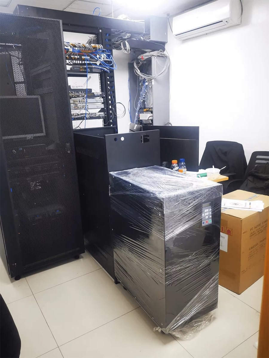 Bekalan kuasa tidak terganggu 3 fasa